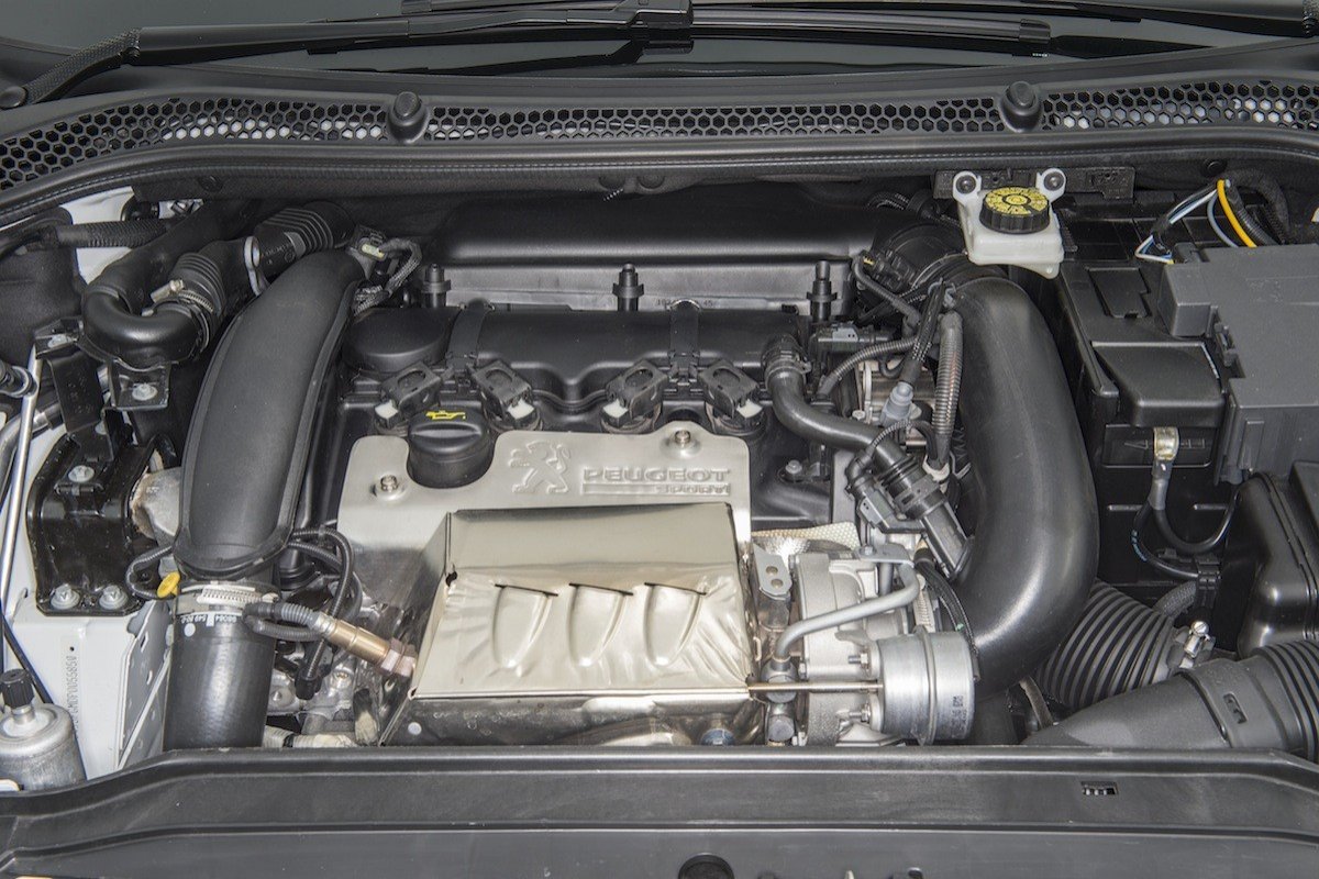 Prueba: Peugeot RCZ-R, preparado por Peugeot Sport