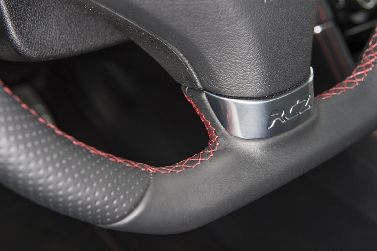 Prueba: Peugeot RCZ-R, preparado por Peugeot Sport