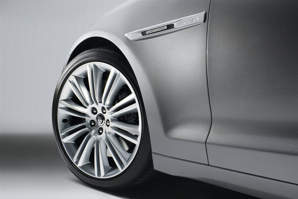 Jaguar XJ, totalmente nuevo