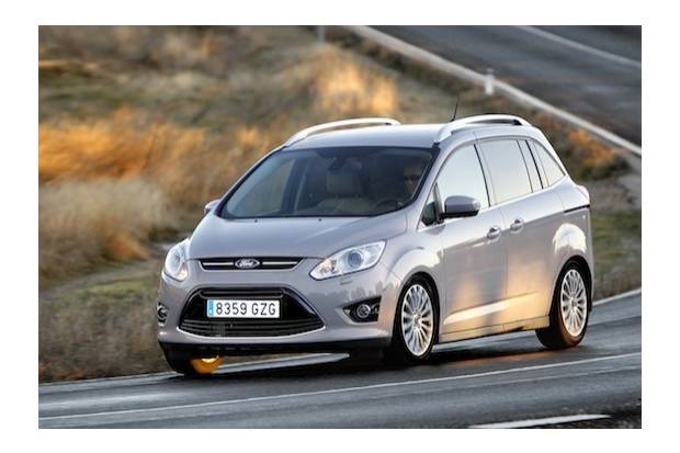 Comprar monovolumen: Fiat Freemont o Ford Grand C-Max