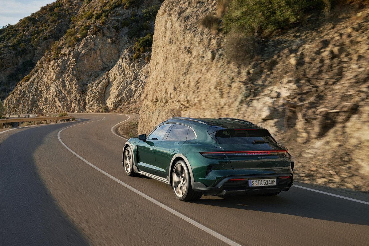Así es el nuevo Porsche Taycan, que quiere convertirse en referencia de los eléctricos