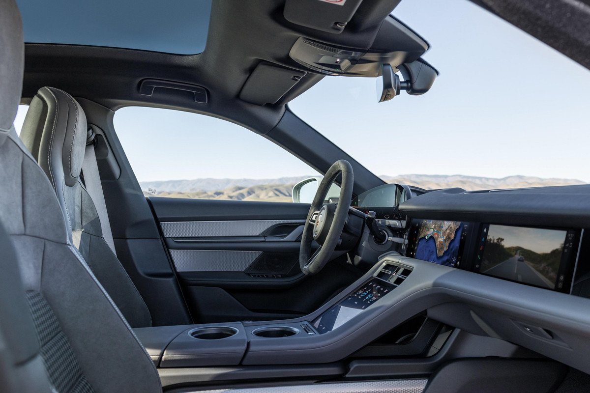 Así es el nuevo Porsche Taycan, que quiere convertirse en referencia de los eléctricos