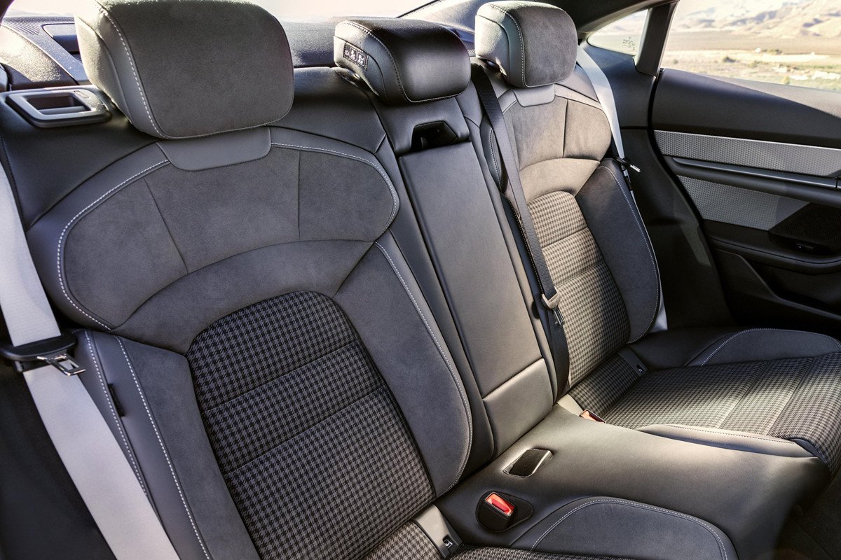Así es el nuevo Porsche Taycan, que quiere convertirse en referencia de los eléctricos