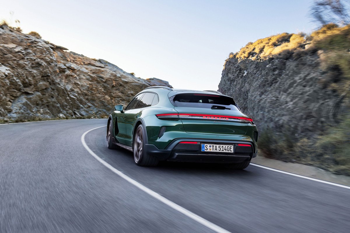 Así es el nuevo Porsche Taycan, que quiere convertirse en referencia de los eléctricos