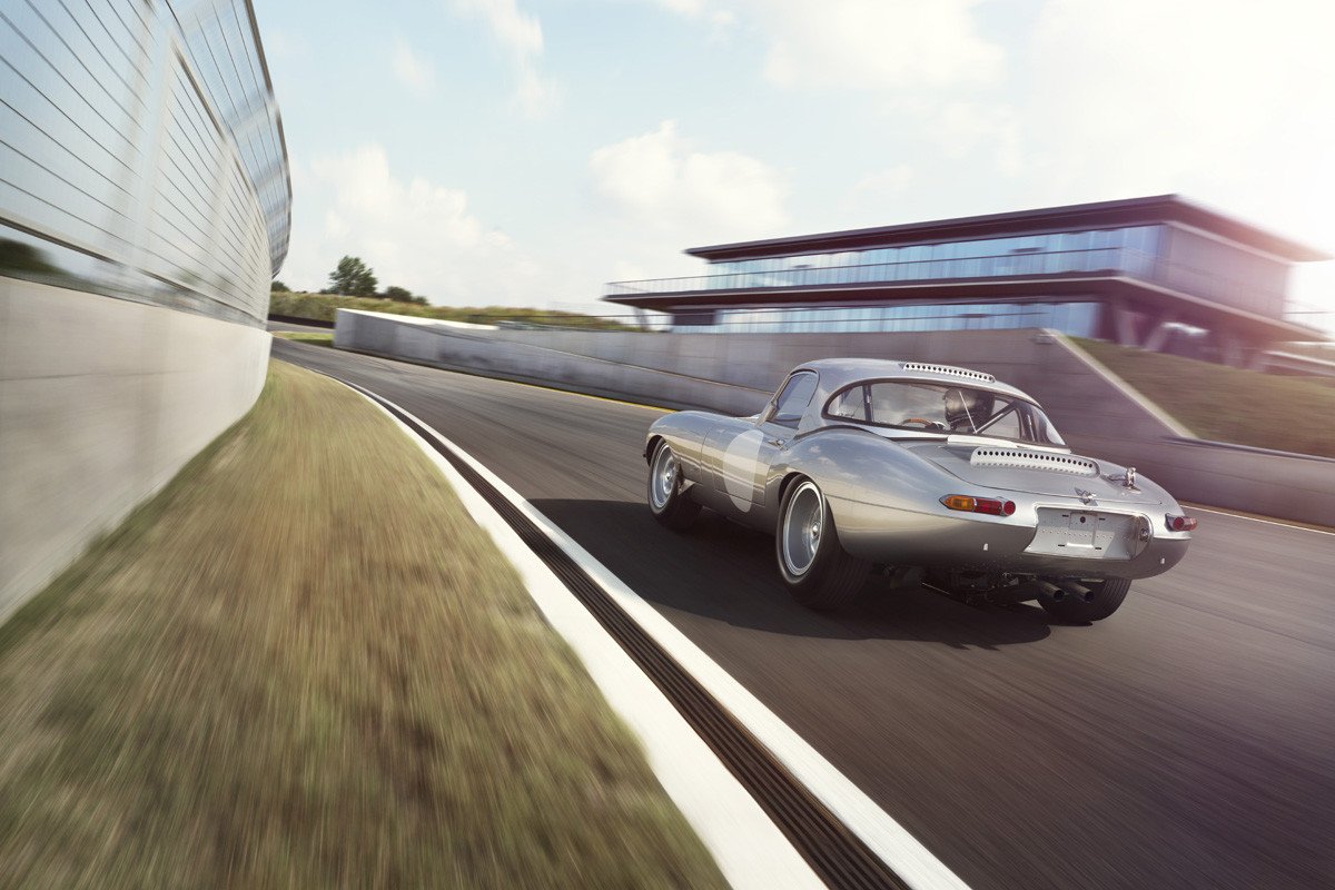 Jaguar E-Type Lightweight: la resurrección de un mito
