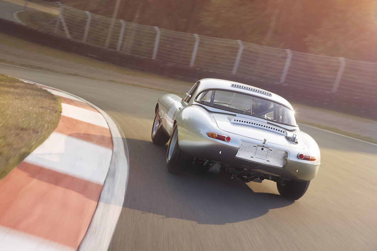 Jaguar E-Type Lightweight: la resurrección de un mito