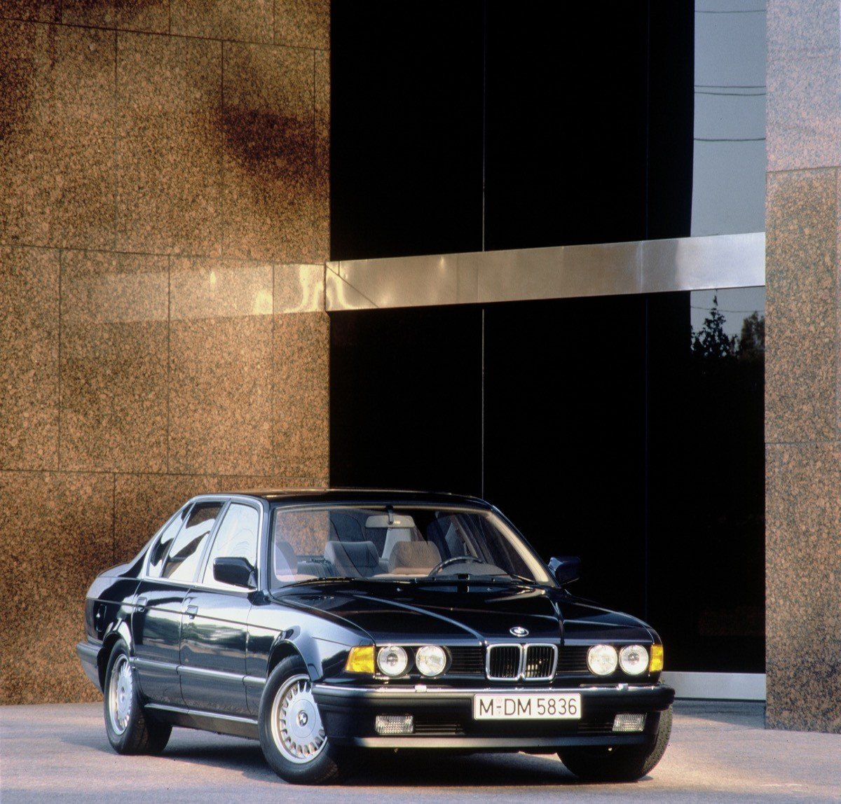 BMW Serie 7: repaso a las seis generaciones y sus innovaciones