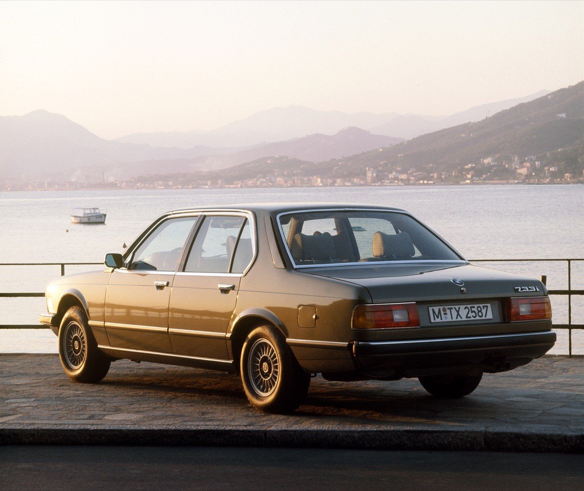 BMW Serie 7: repaso a las seis generaciones y sus innovaciones
