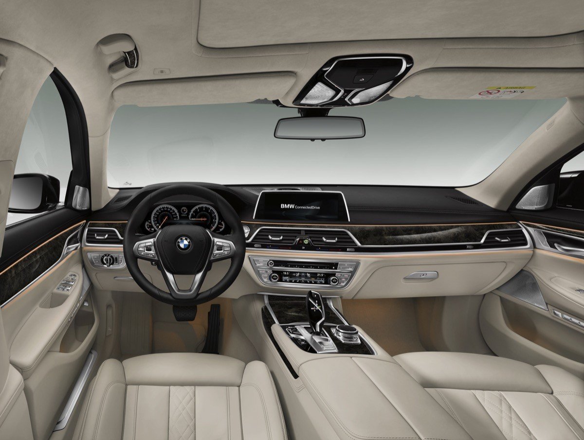 BMW Serie 7: repaso a las seis generaciones y sus innovaciones