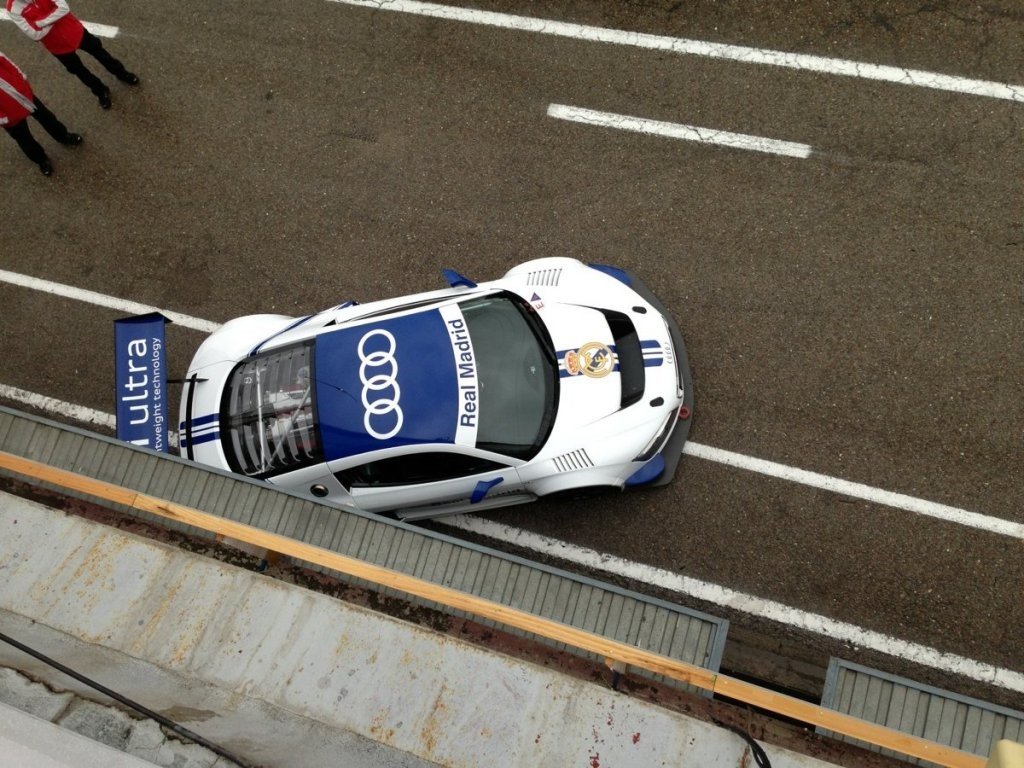 Audi entrega sus nuevos coches al Real Madrid en el Circuito del Jarama