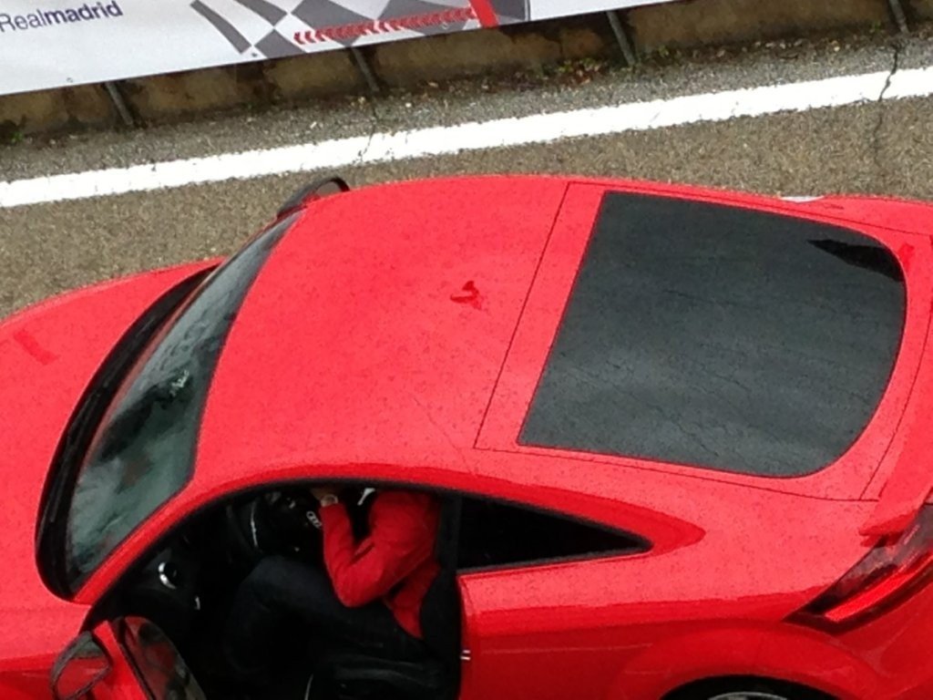 Audi entrega sus nuevos coches al Real Madrid en el Circuito del Jarama