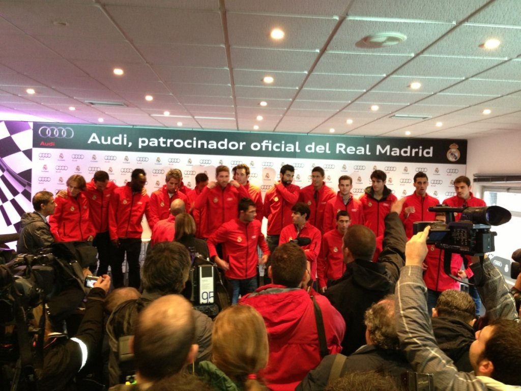 Audi entrega sus nuevos coches al Real Madrid en el Circuito del Jarama