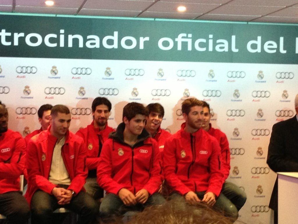 Audi entrega sus nuevos coches al Real Madrid en el Circuito del Jarama