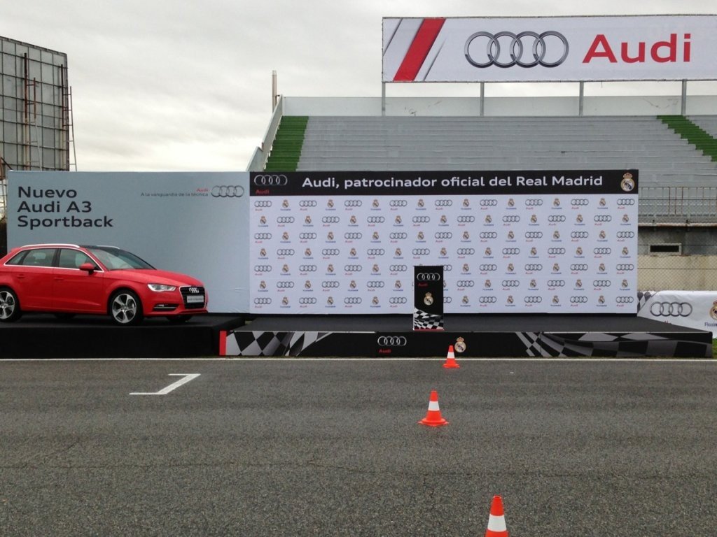 Audi entrega sus nuevos coches al Real Madrid en el Circuito del Jarama