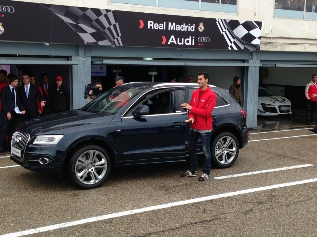 Audi entrega sus nuevos coches al Real Madrid en el Circuito del Jarama