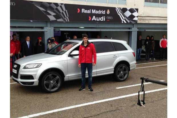 Audi entrega sus nuevos coches al Real Madrid en el Circuito del Jarama