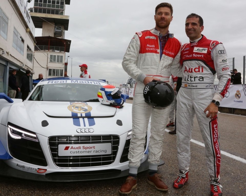 Audi entrega sus nuevos coches al Real Madrid en el Circuito del Jarama