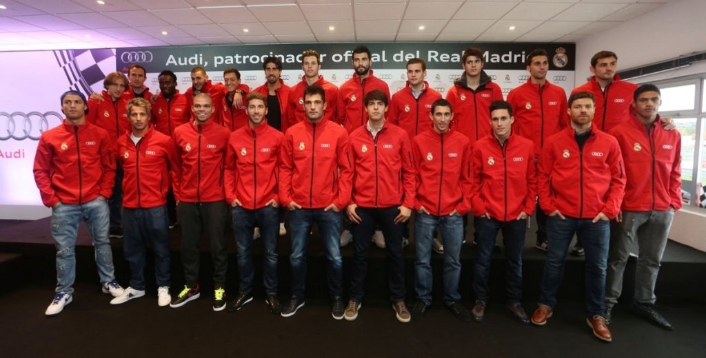 Audi entrega sus nuevos coches al Real Madrid en el Circuito del Jarama