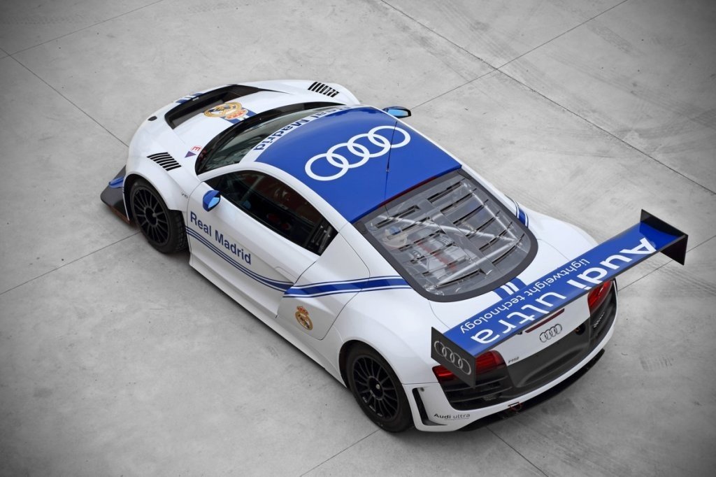 Audi entrega sus nuevos coches al Real Madrid en el Circuito del Jarama