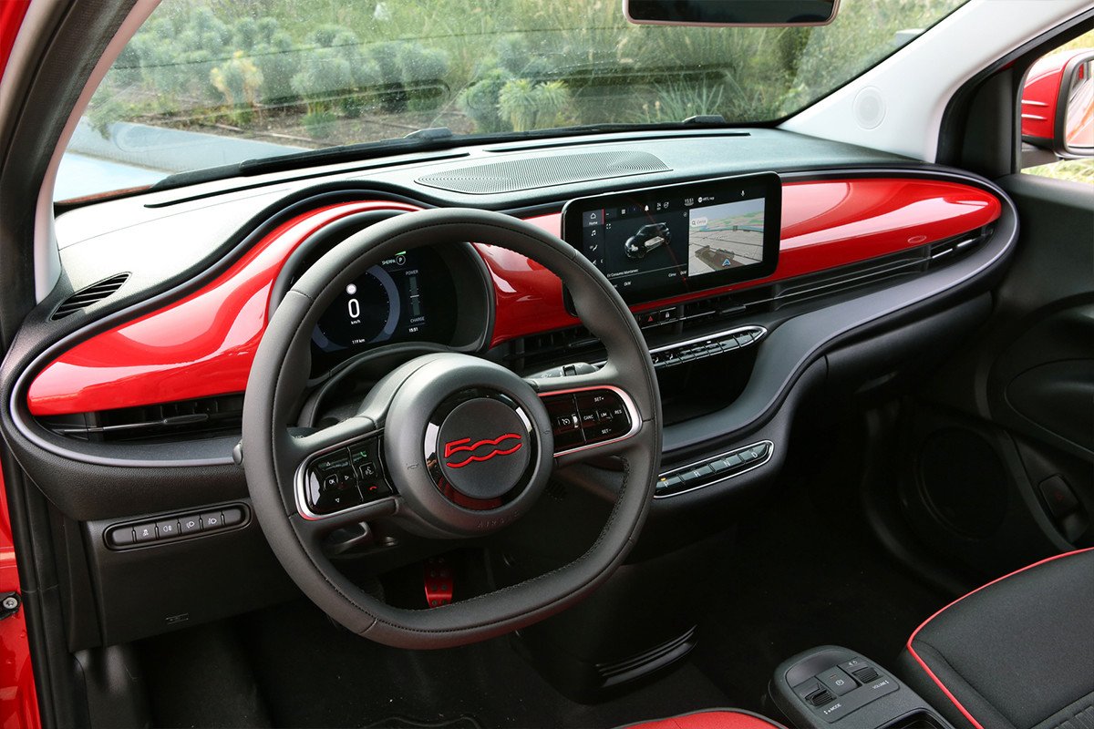 volante fiat 500 red
