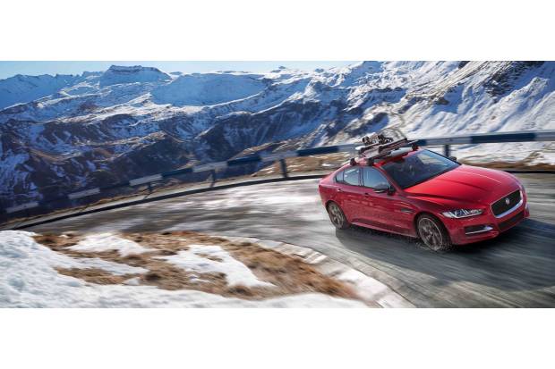 Accesorios Jaguar Land Rover para transportar biciletas, esquíes o tablas de surf 
