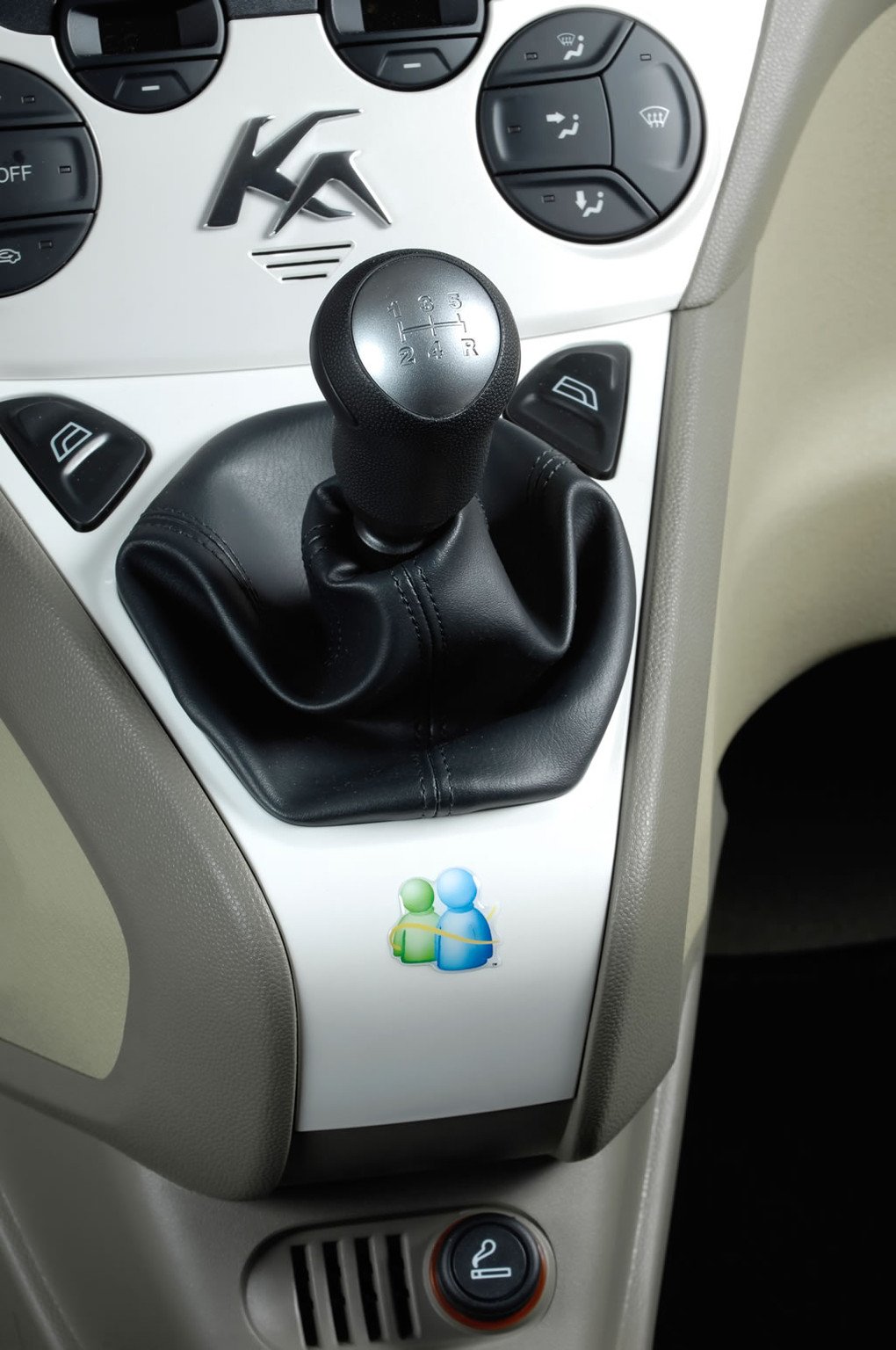 Ford Ka Messenger por 7.900€. Equipado con Windows Live Messenger