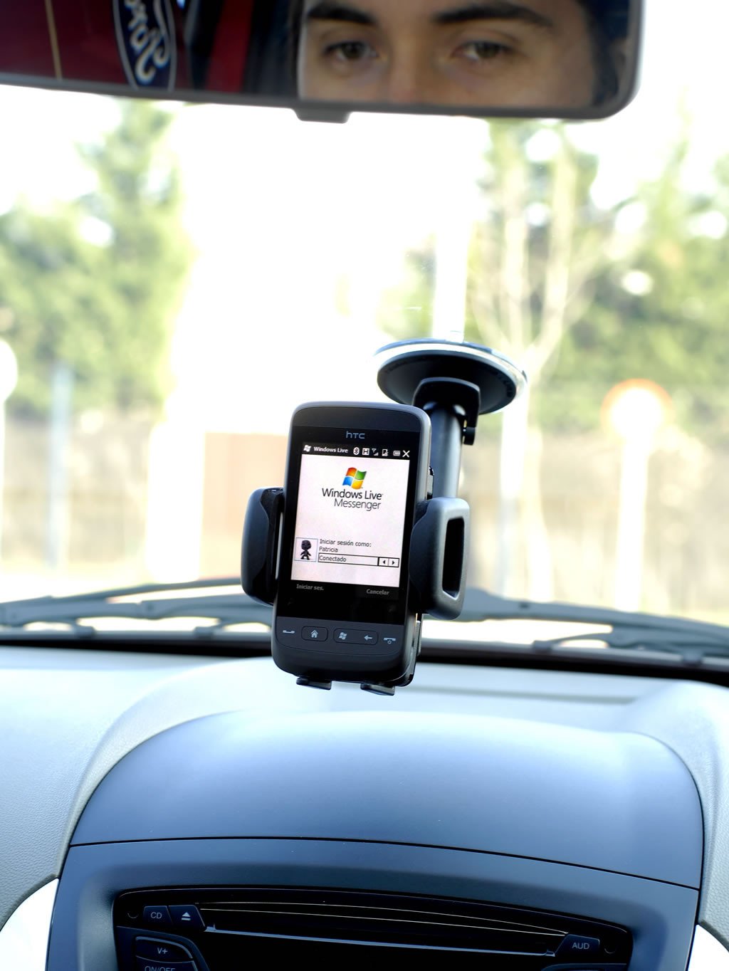 Ford Ka Messenger por 7.900€. Equipado con Windows Live Messenger