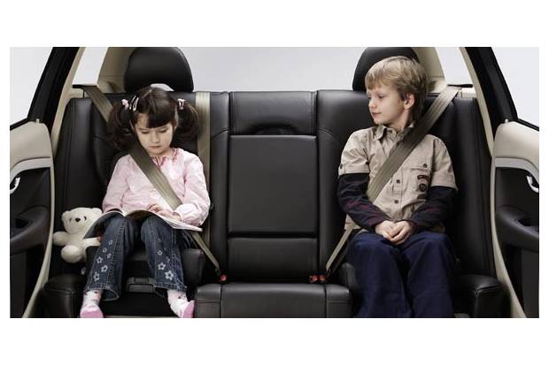 Niños en el coche: Lo que dice la Ley de Seguridad Vial