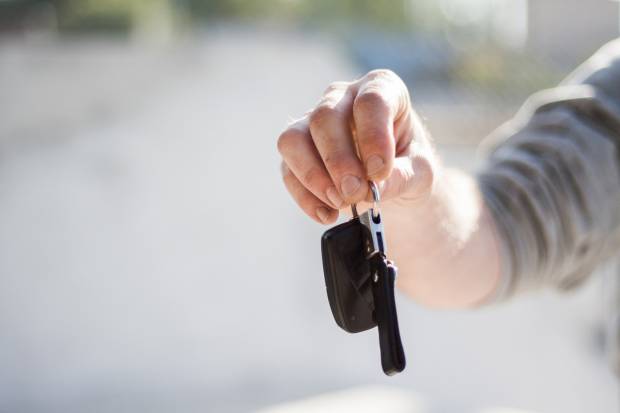 Las cuotas de los coches financiados suben un 143% en los últimos cinco meses