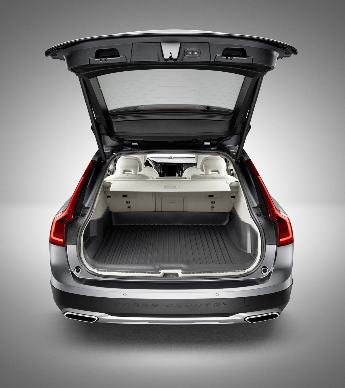 El Volvo V90 ya tiene su versión campera Cross Country