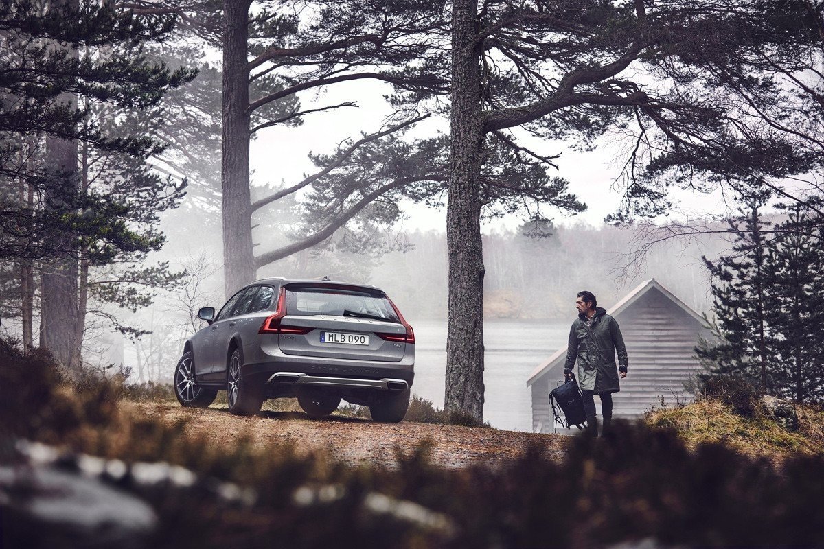 El Volvo V90 ya tiene su versión campera Cross Country
