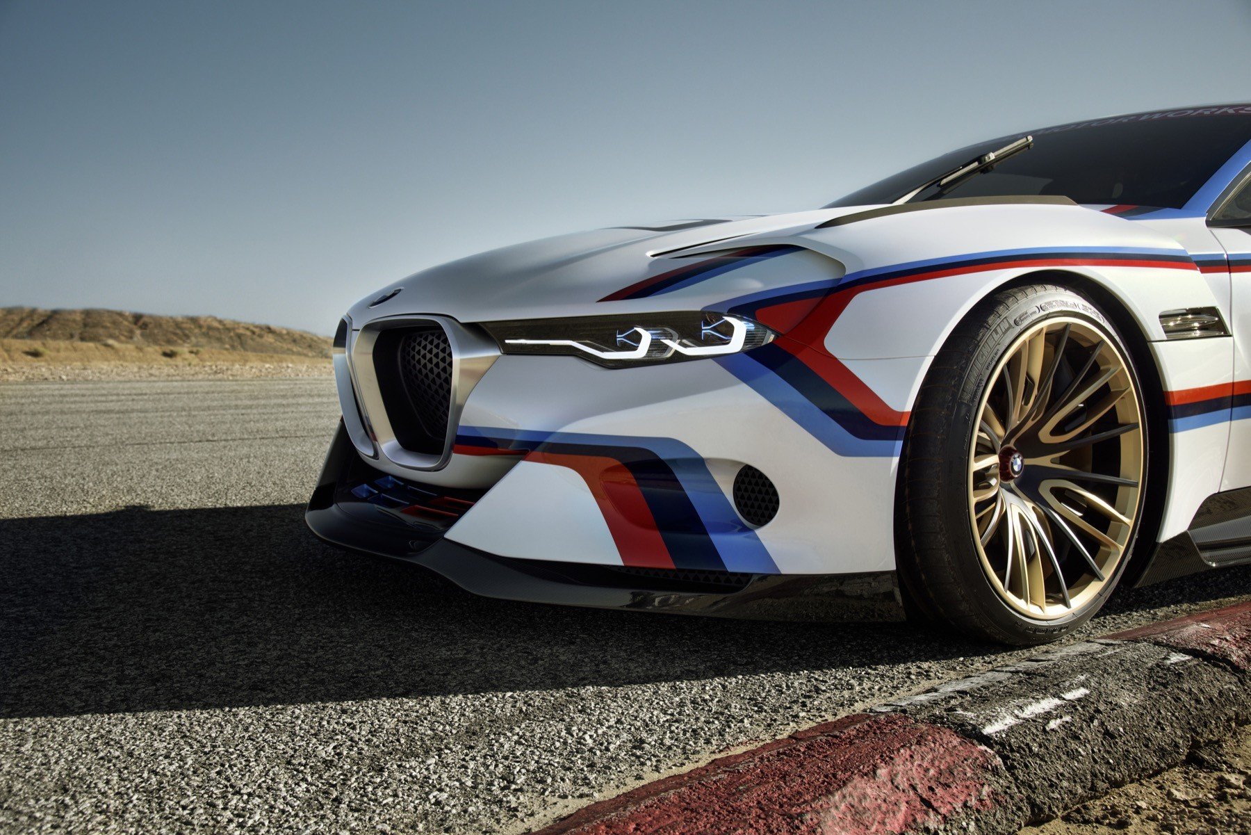 BMW 3.0 CSL Hommage R, herencia de competición 