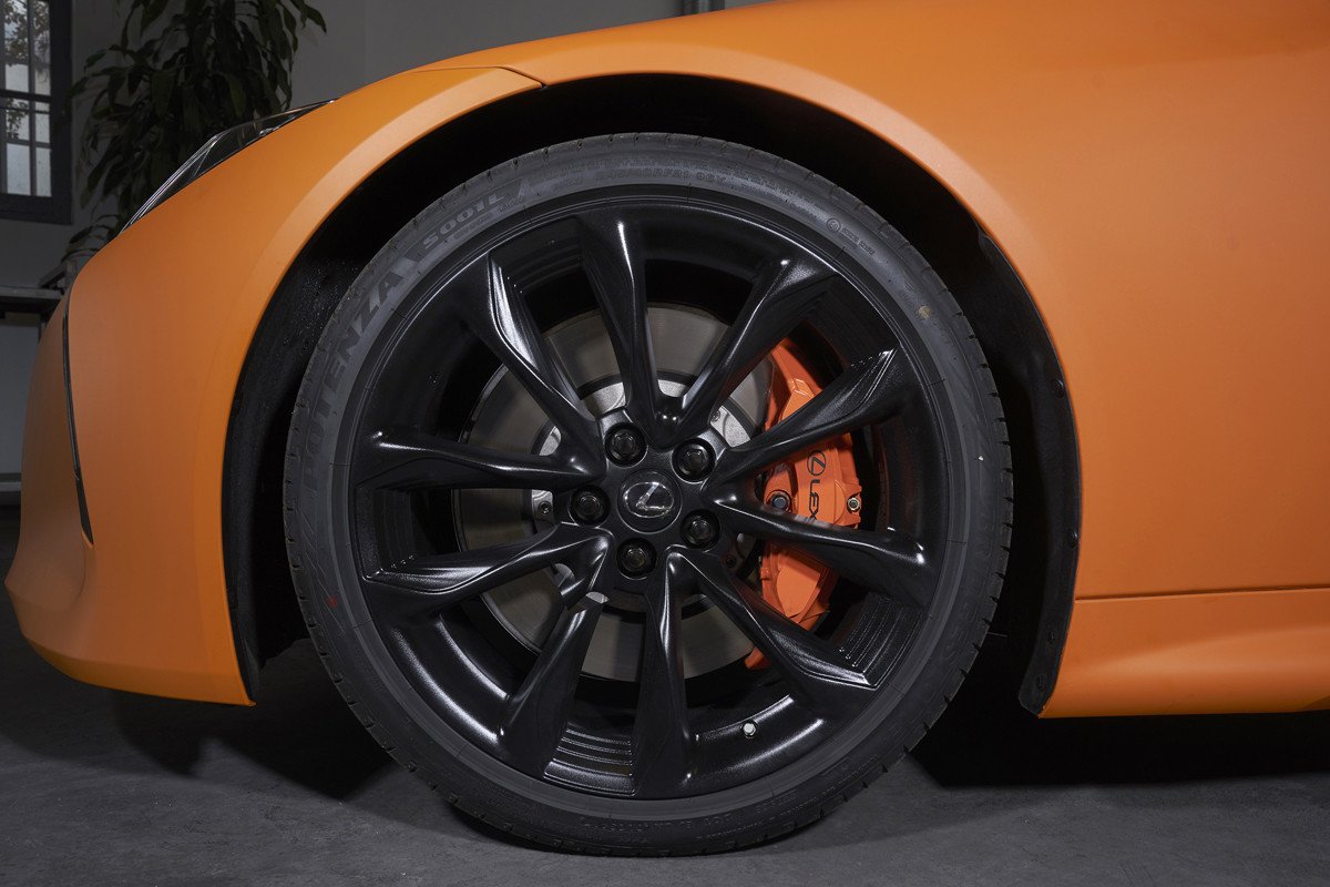 Nuevos Lexus UX 250h Engawa y LC 500h Matte Prototype