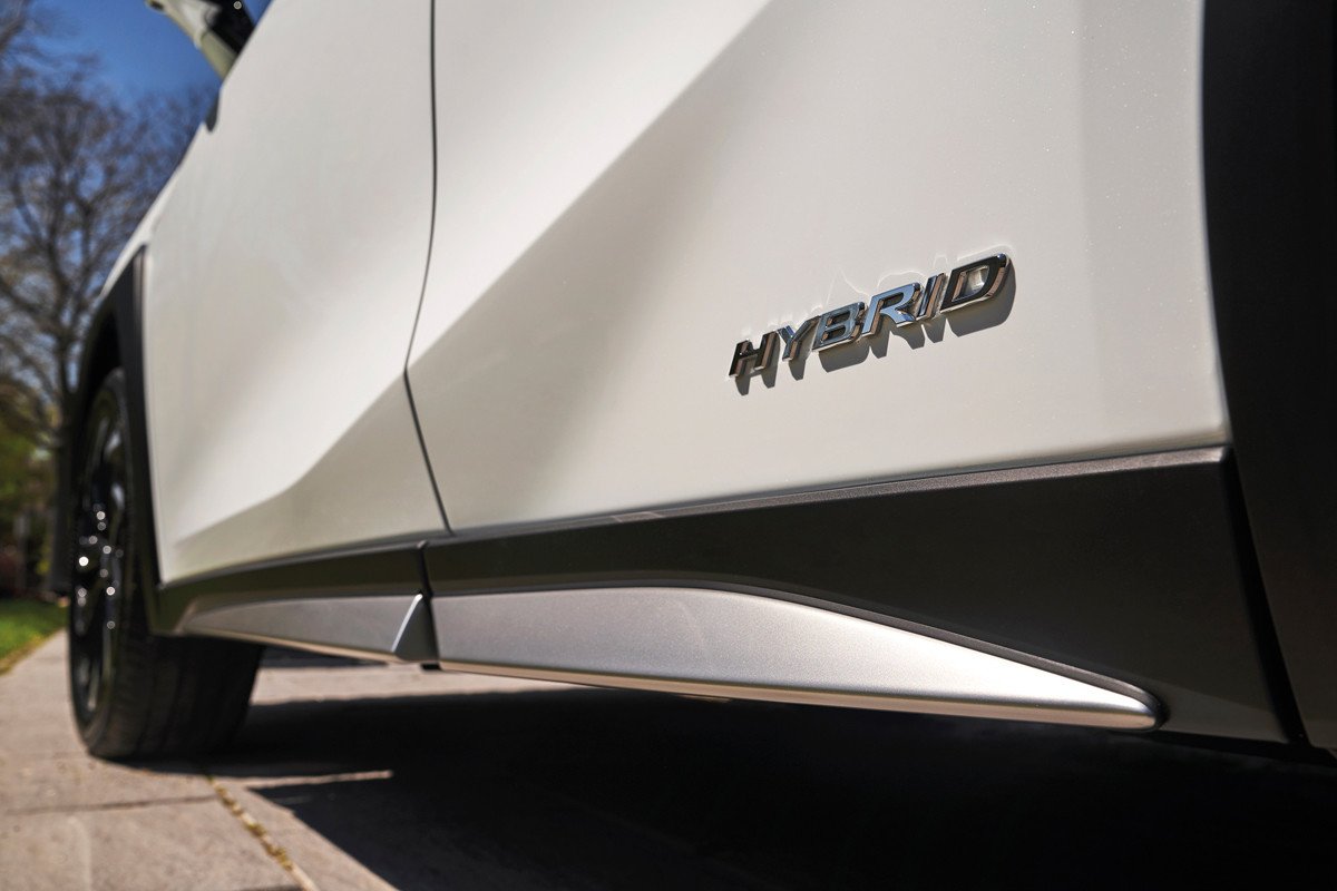 Nuevos Lexus UX 250h Engawa y LC 500h Matte Prototype