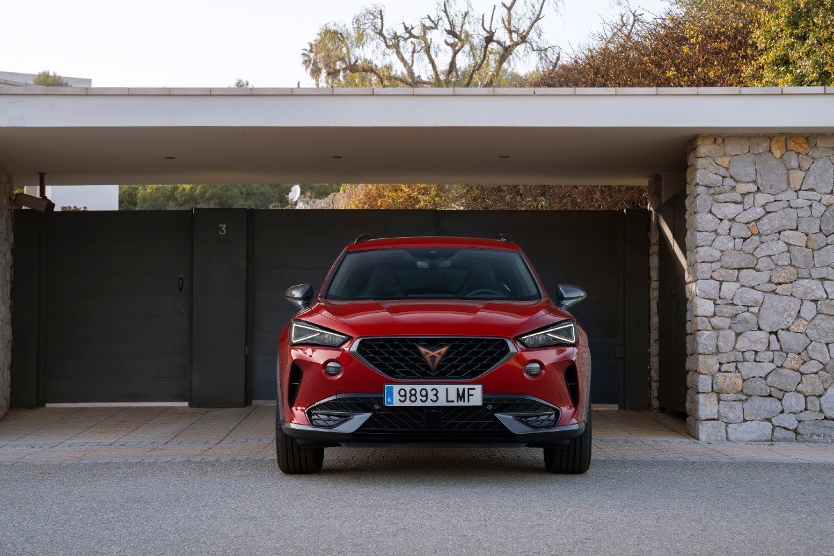 Nuevo Cupra Formentor  1.5 TSI 150CV: Precio, renting, datos  y video