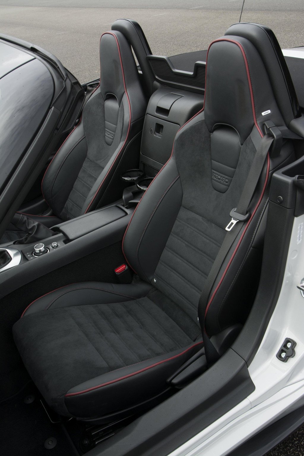 Mazda MX-5 Sport Recaro, sólo para el Reino Unido