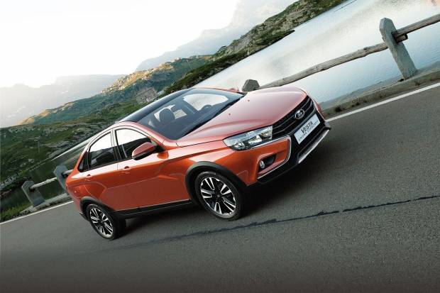 Lada juega fuerte en casa: 6 novedades para el Salón de Moscú