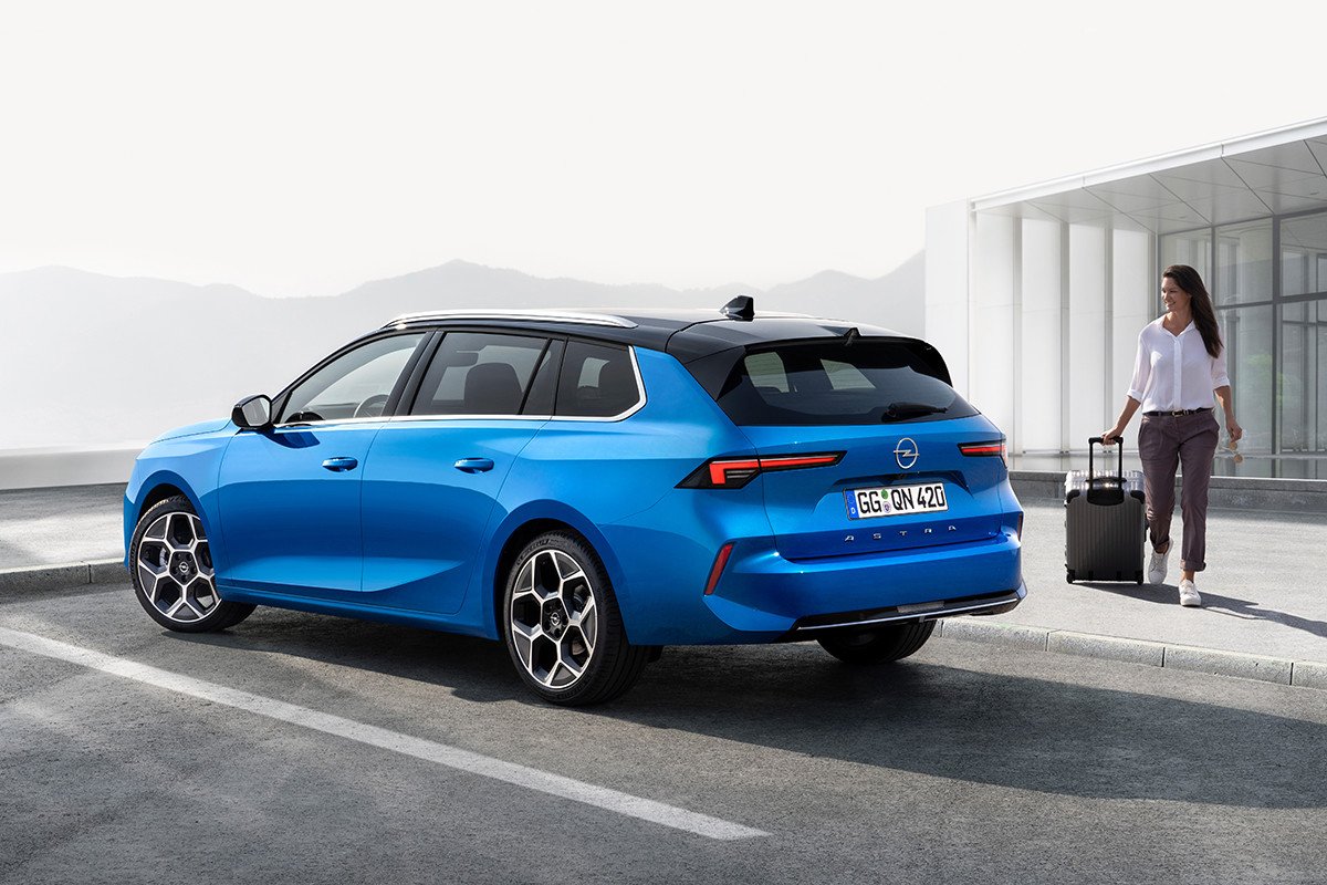 Prueba Opel Astra Sports Tourer, ahora híbrido enchufable y con mucho maletero