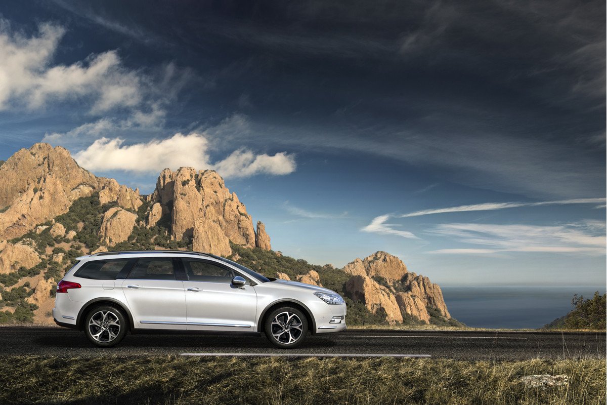 Citroën C5 CrossTourer, otro familiar vestido de SUV