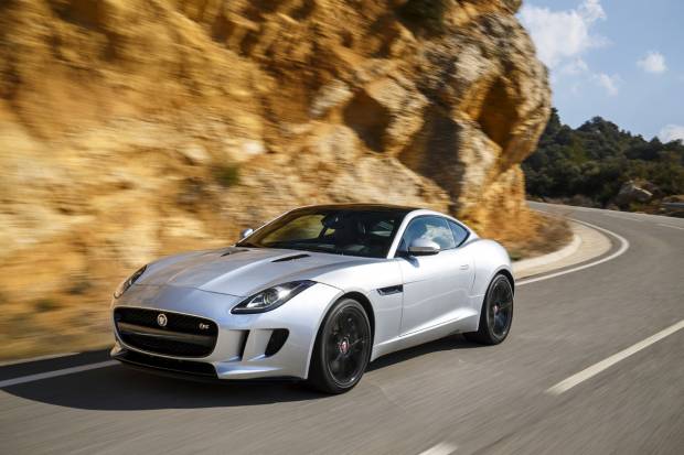 Jaguar F-Type Coupé, presentación y prueba en circuito