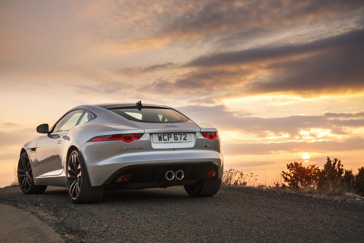 Jaguar F-Type Coupé, presentación y prueba en circuito
