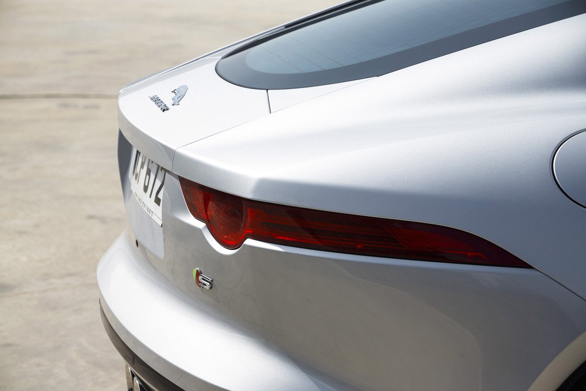 Jaguar F-Type Coupé, presentación y prueba en circuito