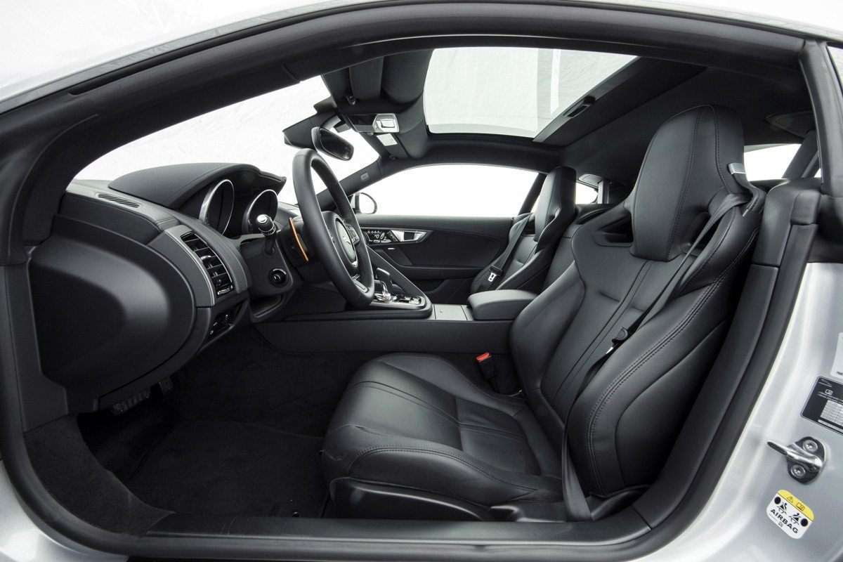 Jaguar F-Type Coupé, presentación y prueba en circuito