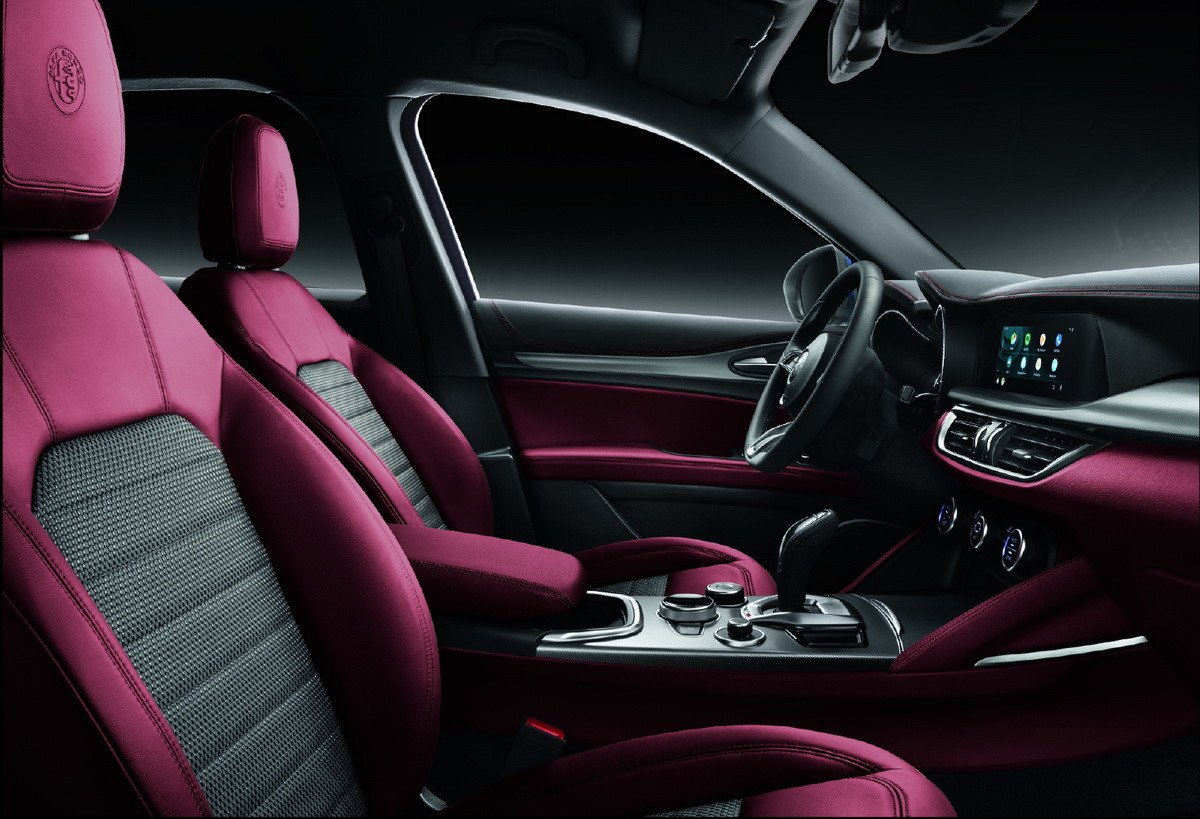 Primera prueba Alfa Romeo Giulia y Stelvio MY20: mejoras tecnológicas y de interiores