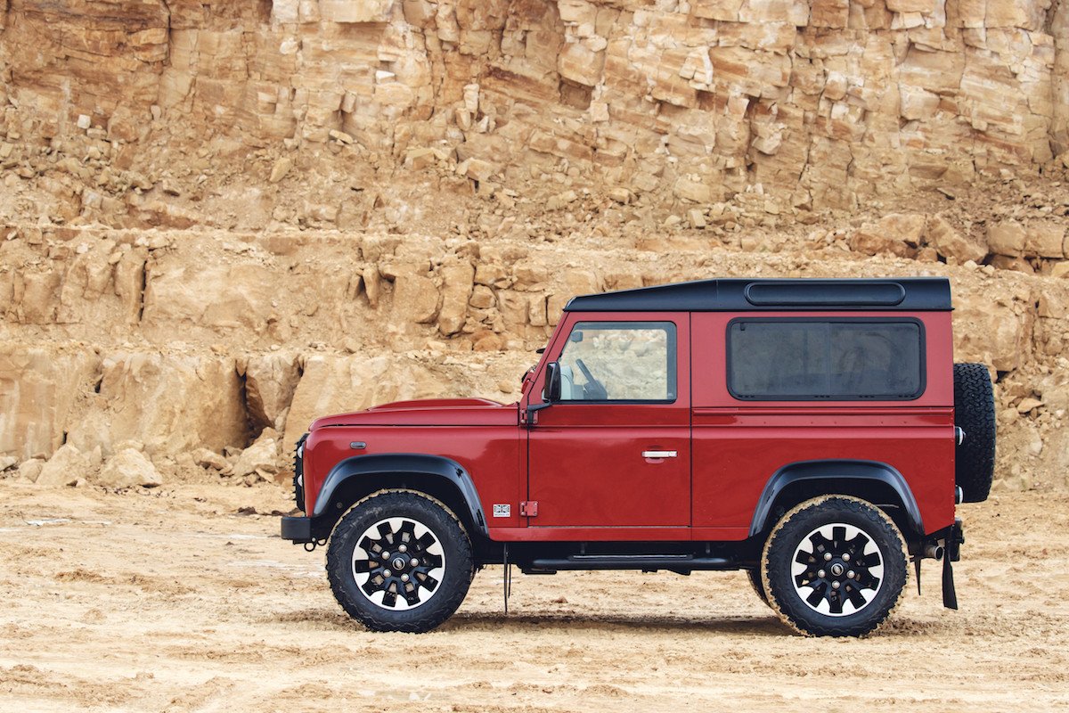 Nuevo Land Rover Defender Works V8 de 405 CV