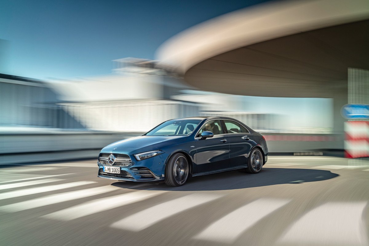Nuevo Mercedes-AMG A 35 4MATIC Sedán: más compactos deportivos