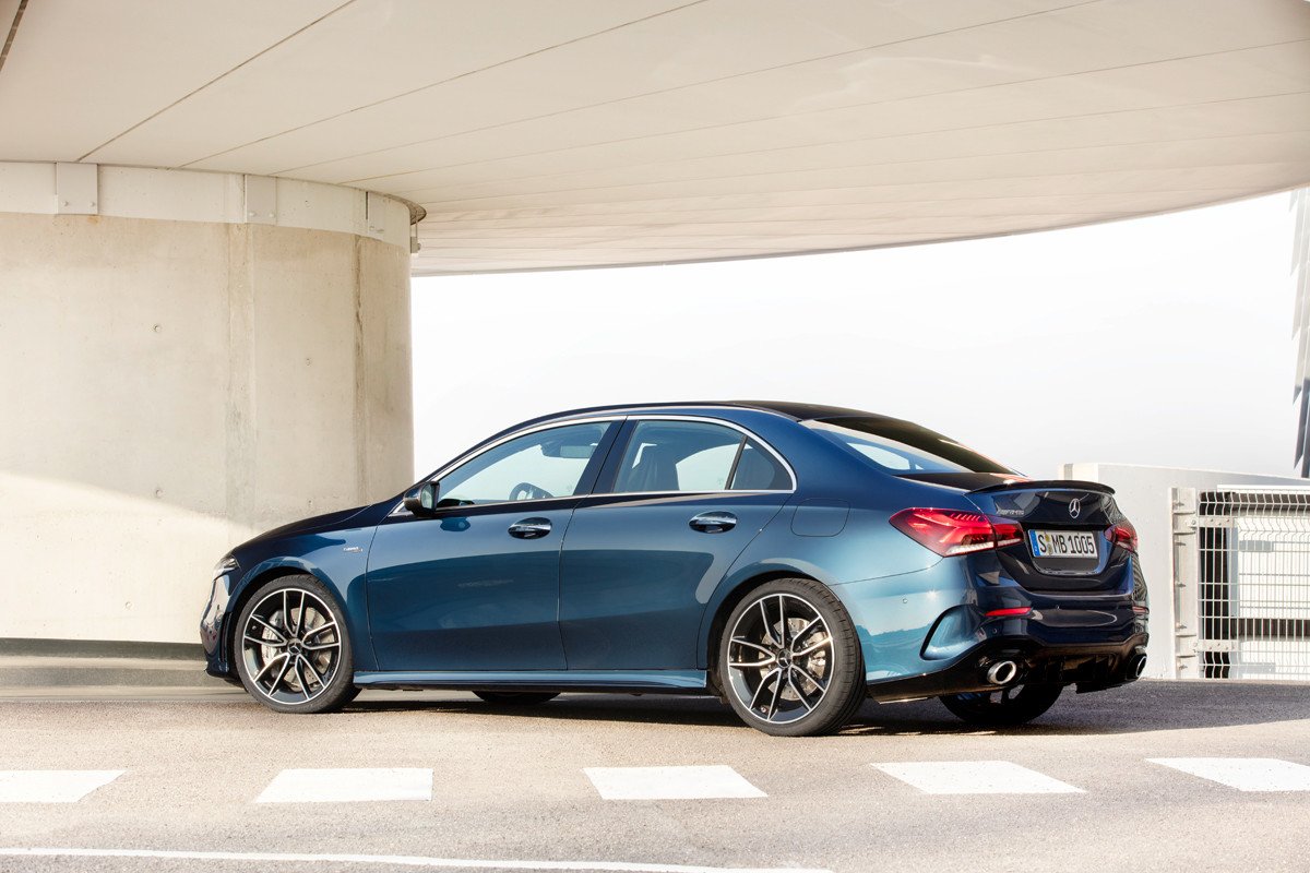 Nuevo Mercedes-AMG A 35 4MATIC Sedán: más compactos deportivos