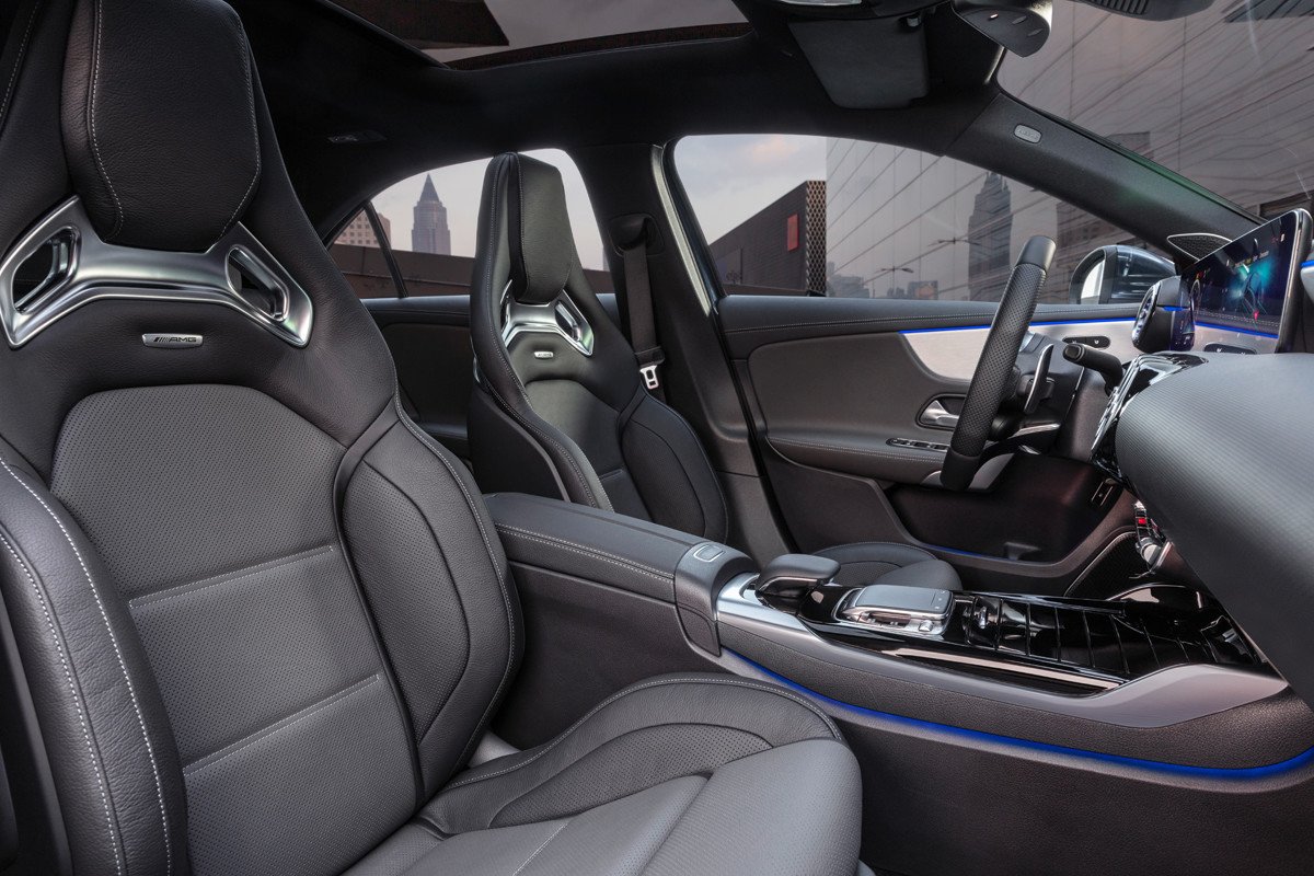 Nuevo Mercedes-AMG A 35 4MATIC Sedán: más compactos deportivos