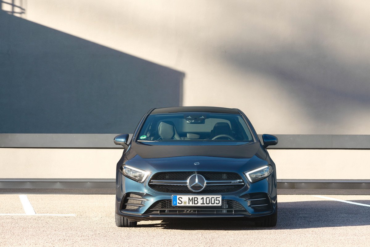 Nuevo Mercedes-AMG A 35 4MATIC Sedán: más compactos deportivos