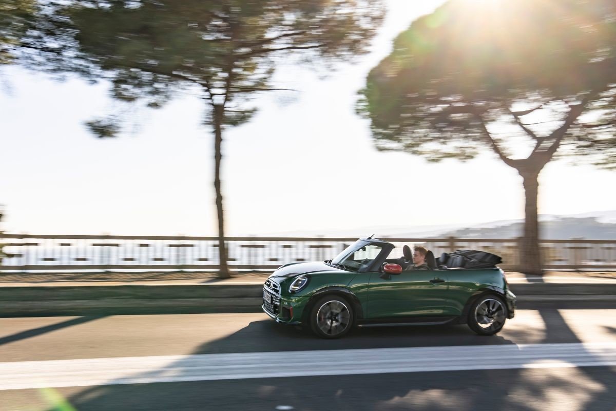 Mini Cabrio JCW